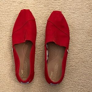 Toms Women's Red Canvas Slip-On Moccasins